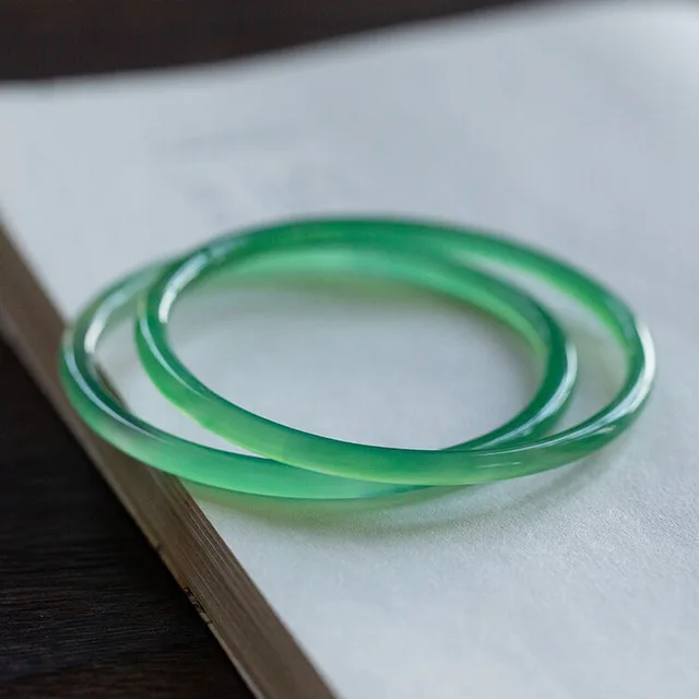 翡翠天然A類淡い青色バングル54.6