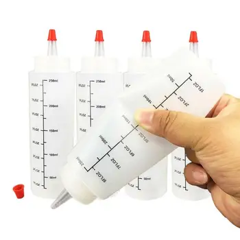 

250ml Tip Bottle Sauce Oil Gravy Cruet Container Kitchen Accessories Cooking Salad Squeeze Condiment Dispenser With Scale Tools