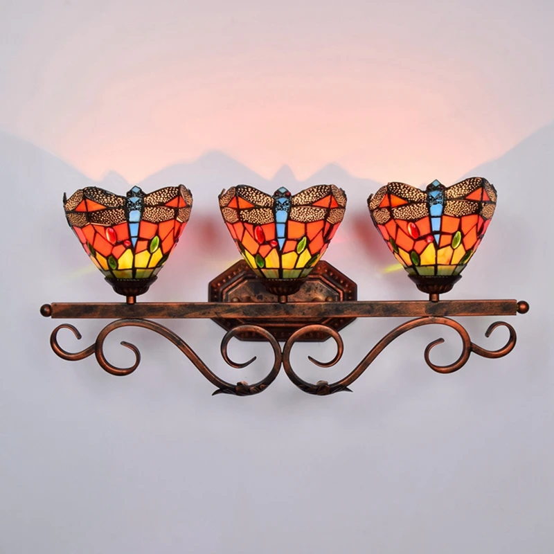 Европейское винтажное стекло Тиффани настенная лампа для зеркала для ванной Бар Декор алтаря Ретро красочная Стрекоза 3 головки крыльцо свет 1140