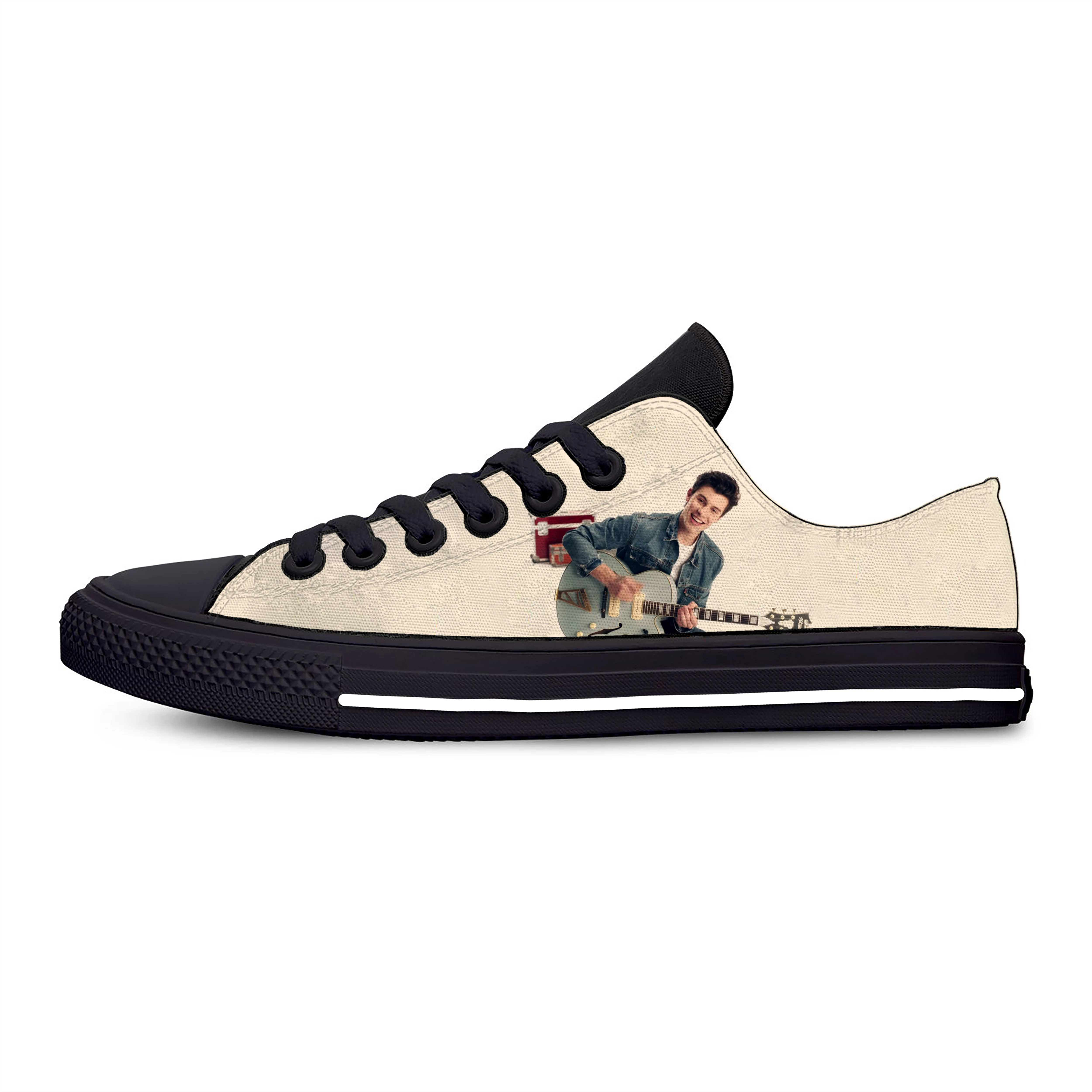 popular canvas shoes