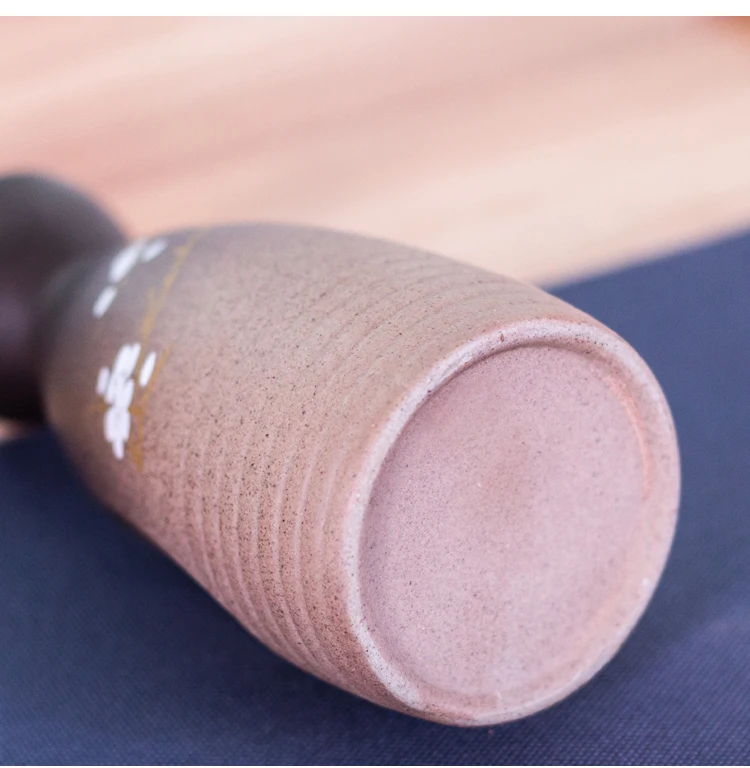 Title 13, Vintage seramik sake potası ve kase seti, Japon...