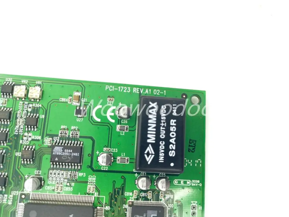 PCI-1723 REV. A1 16-бит 8-CH аналоговые Выход карты DAQ