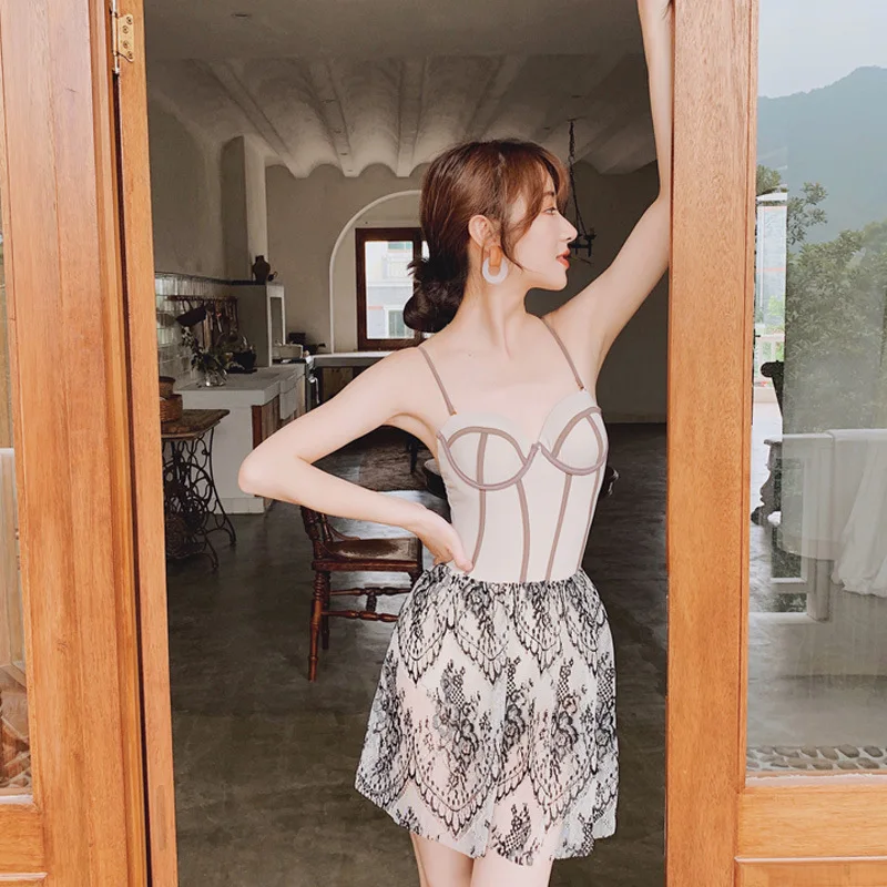 One Piece Swimsuit Woman Swimwear With Push Up Beach Womens Swimsuits 2019 Korean Hot Bathing Suits Female Contracted Design