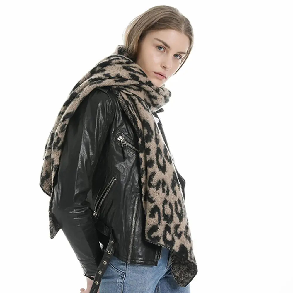  Scarf Women Plaid Bandana Handkerchief Foulard Femme Winter Warm Leopard Printed Long Shawl Soft Ne