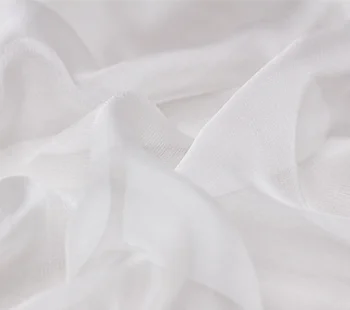 

sell by 6m,50% poly,50% Silk fabric chiffon color:white,width:110cm,thickness:6mm,##houmianjiaoluo