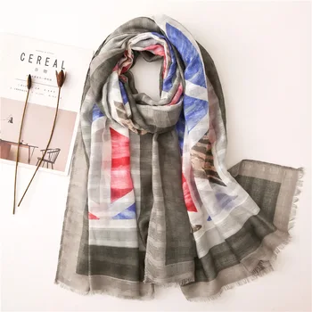 

2020 lady Seaside beach silk Scarf Autumn and winter Women's Cotton and linen Fashion Triangle Shawl Print Tassels blanket scarf
