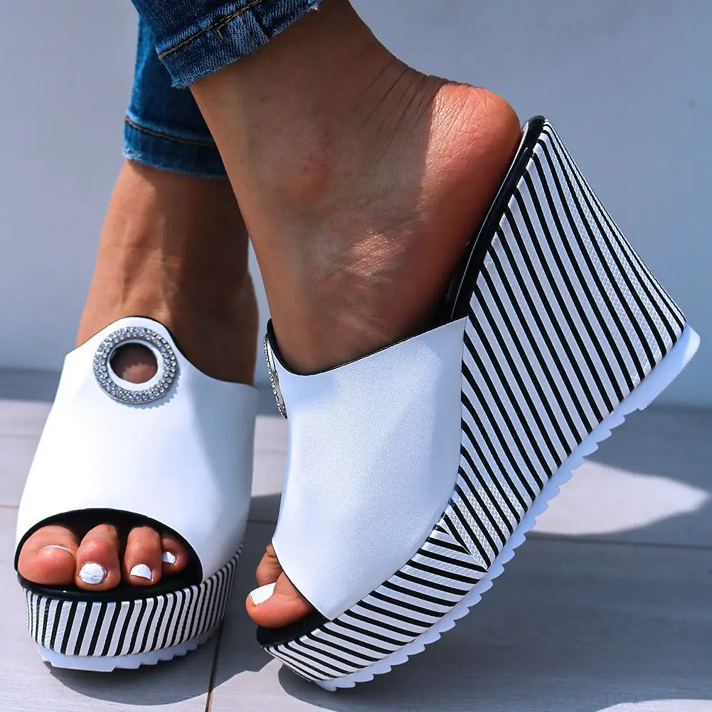 new stylish sandal