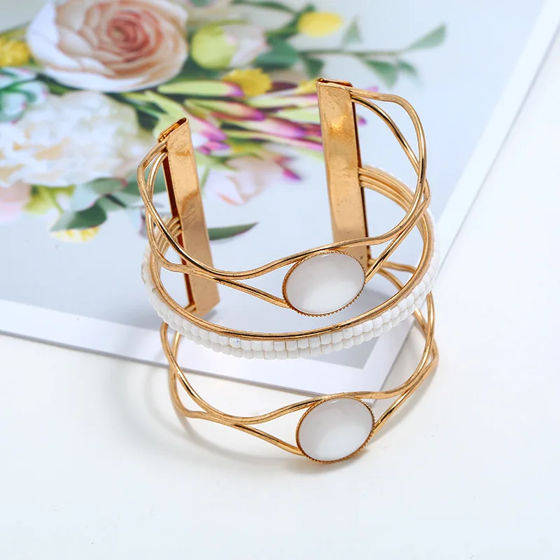 LZHLQ Панк мода макси металлические браслеты женские модные смолы мозаичный кристалл браслет Гладкий широкий открытие регулируемый браслет - Окраска металла: White