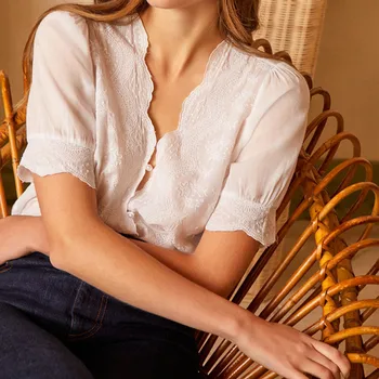 

V-neck Hollow Out Women Blouse 2020 Spring Summer Puff Sleeve Exquisite embroidered Lady Sweet OL Shirt and Top