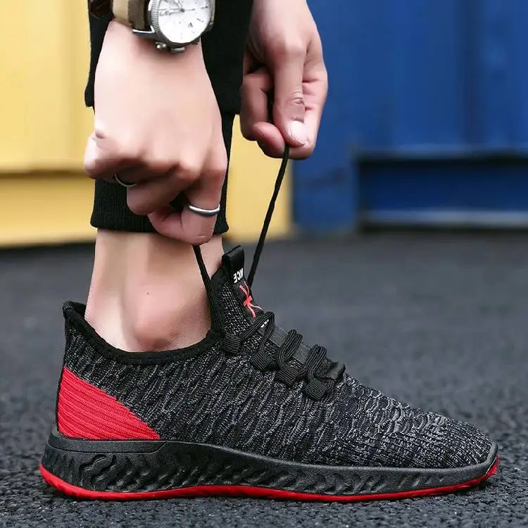 

2019 MEN'S SHOES Spring Summer New Style Men Breathable Athletic Shoes Fly Netting Surface Trendy Shoes Students Low Top Running