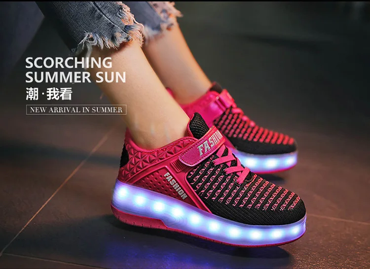 Новинка, стильная обувь с перекрестной каймой, изготовленная компанией Heelys, для зарядки, легкая обувь, светодиодный свет, детская обувь для взрослых, обувь для катания на роликах, кружево