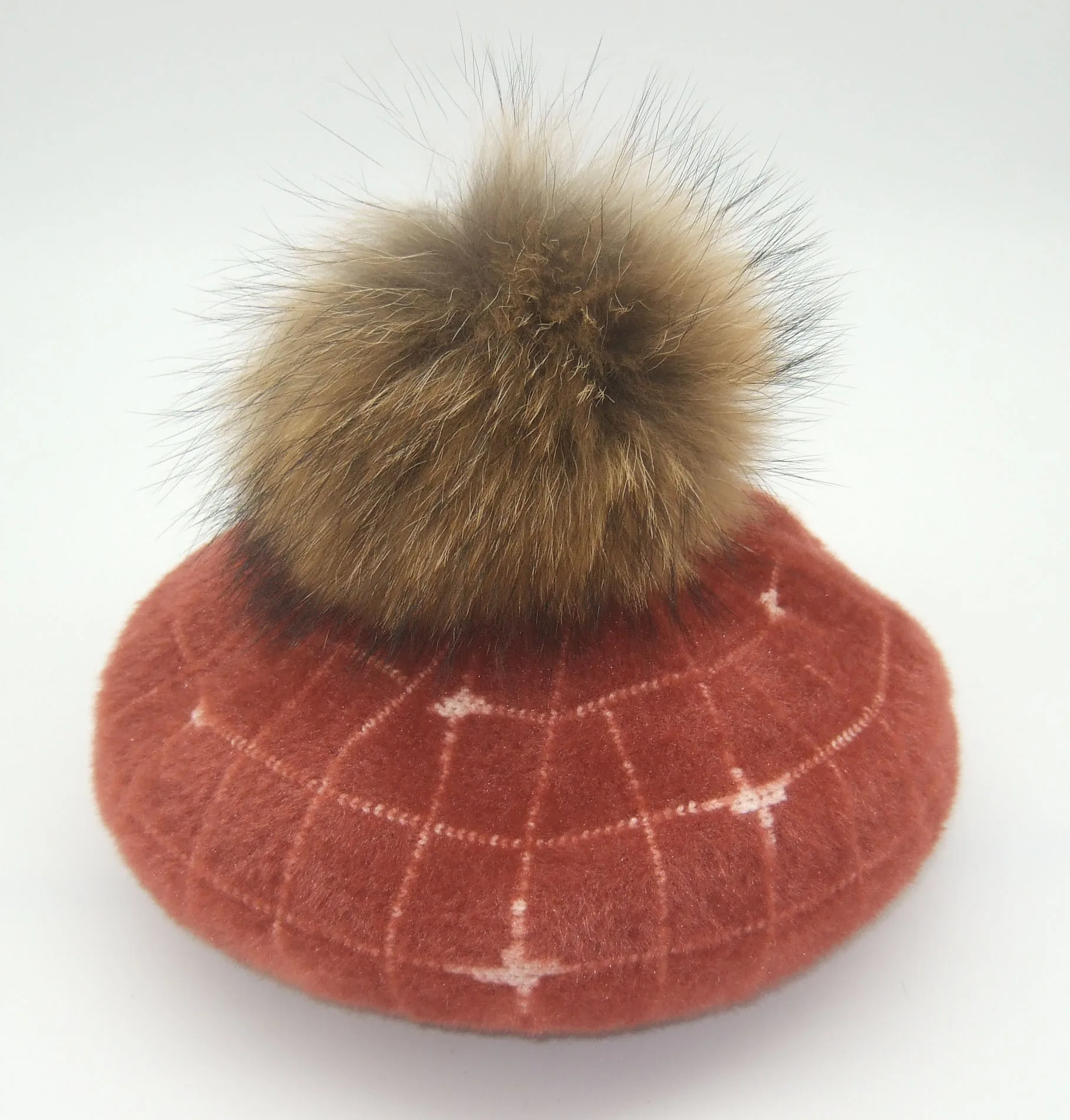 natural pompom Модные женские береты с помпоном, зимние женские повседневные теплые шапки из меха енота 14 см, кашемировые шерстяные береты - Цвет: natural pompom