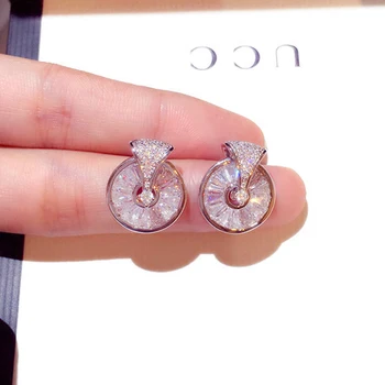 Fashion High Quality Rotatable Delicate Zircon Earring Shine Exquisite Transparent CZ Stud Earring for Women Jewelry Pendant