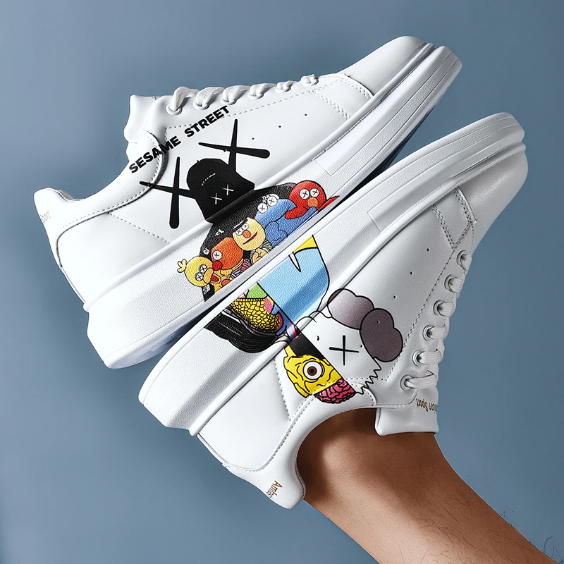 

2020 New White Sneakers Men Fashion High Quality Casual Shoes Cartoon Anime UV Print Leather Shoes Male Leisure Basket Homme