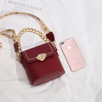 

XGVOKH Luxury 2 Shoulder bands Metal thick Chain Crossbody Bags For Women Messenger Bag Female Mini Handbags and Purses