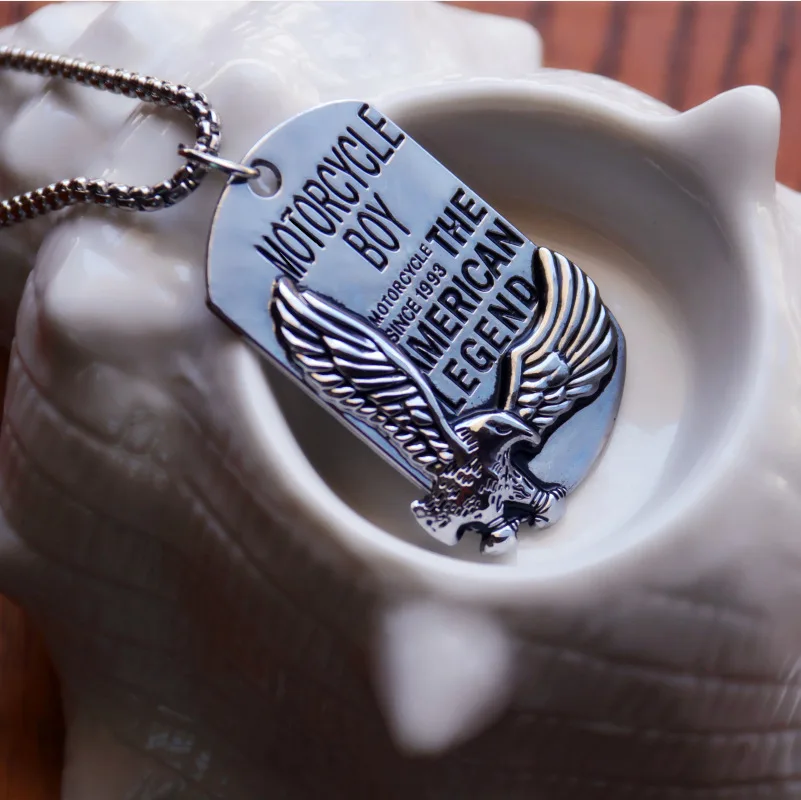 

Fashion Personality Eagle Square Tag Pendant Necklace Motorcycle Party Punk Hip Hop Cool Silver Necklace Men Jewelry