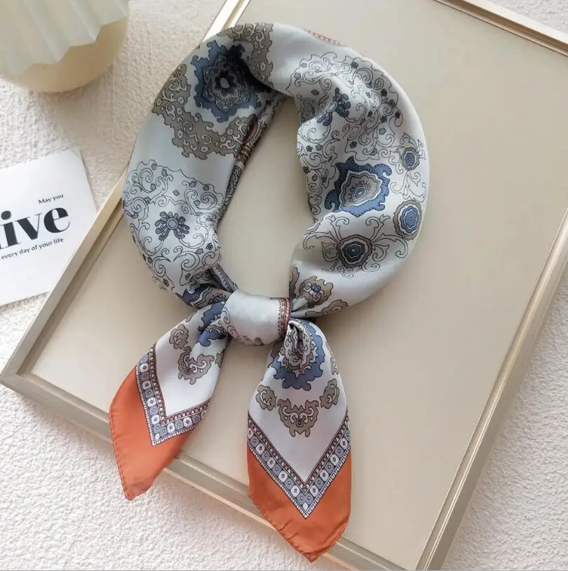 

2021 Charming Prints Satin Silk Women Headband Foulard Hijab Headscarf Multifunction Hair Wrap Neckerchief Bandana Scarf 70*70cm