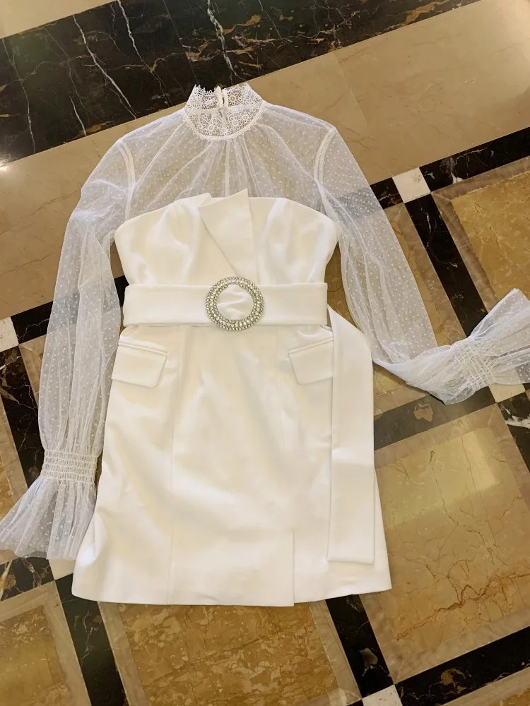 Pure White Party Dress Sexy Women Stand Collar Flare Sleeve See Through Polka Dot Mesh Spliced Mini Dress With Crystal Belt - Цвет: Белый