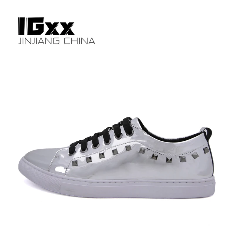 

IGxx Men's Shoes Metal Rivet Band Spikes Shoes For Men Leather Fashion Men's Casual Street Punk Skateboard Shoes Silver