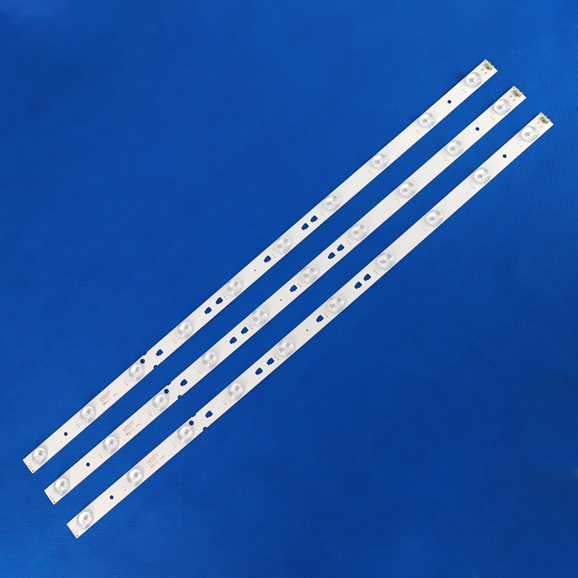 Striscia Di Retroilluminazione A Led Per Telefunken Led32S39T2S 32 Pal535 Le32B310N Led315D10-07(B) 30331510219 Led315D10-Zc14-07(A) 30331510213