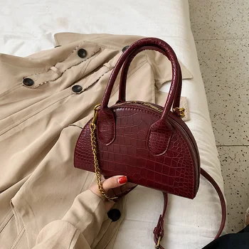 

Texture portable small bag female autumn winter fashionable crocodile grain one shoulder chain bag all take crossbody bag