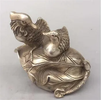 

Copper statue Collection Chinese Tibet Silver Carved Love Symbol Mandarin Duck Lotus Copper Statue Spouse Lovers Wedding Decorat