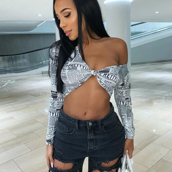 

T Shirt Newspaper Letter Print Women Deep V-neck Sexy Tees Shirts Long Sleeve Crop Top Streetwear Basic Tshirt Womens
