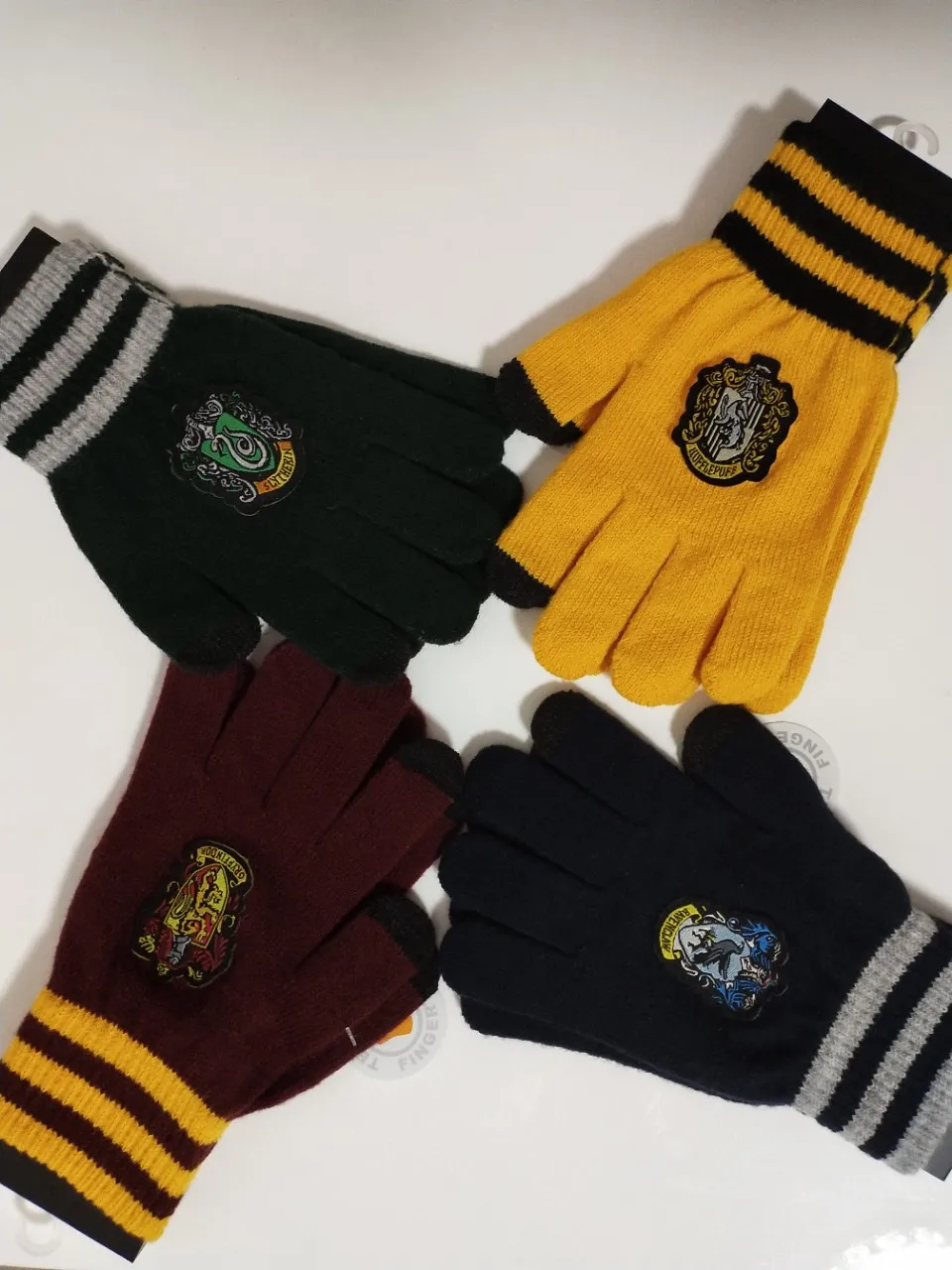 Волшебный школьный косплей костюм шарф Гермиона Гриффиндор Ravenclaw Слизерин Hufflepuff шарф для мальчиков и девочек перчатки