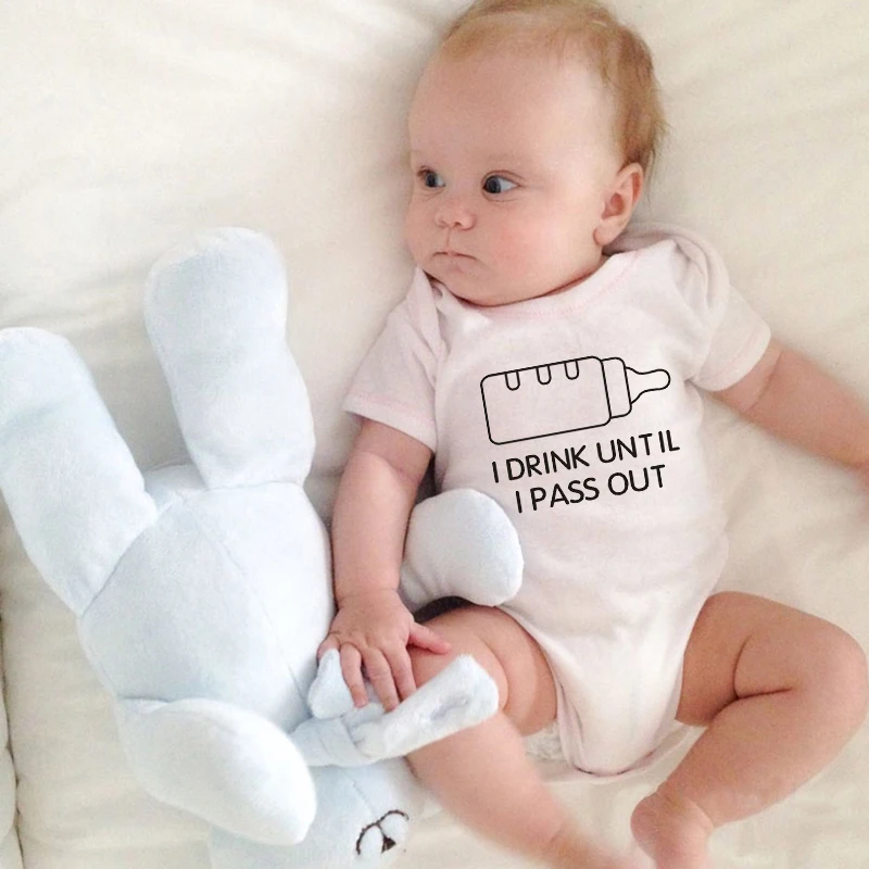

Newborn Boy Girl Short Sleeve Letter I Drink Until I Pass Out Rompers Cute Cotton Summer Baby Clothes Outfits