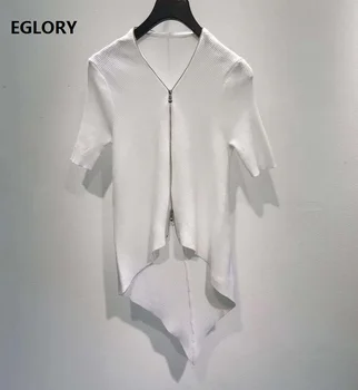 

High Quality Sweaters 2020 Summer Casual Pullovers Women V-Neck Front Zipper Deco Short Sleeve Black White Knitted Jumpers