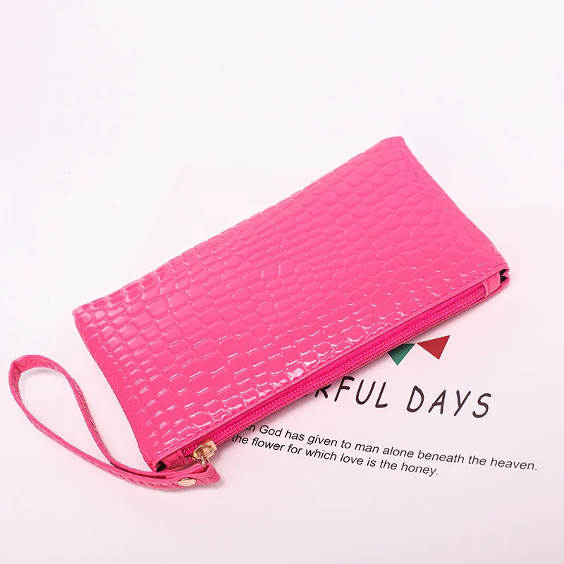 2020 New Female Bag Korean Version of Crocodile Pattern Clutch Bag Ladies Mobile Phone Wallet Wallet Leather Small Bag 