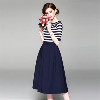 

2 Two Piece Set Women Spring Slash Neck Striped Tops + High Waist Pleated Skirts Set Tracksuits Office Skirt and Top Set A746