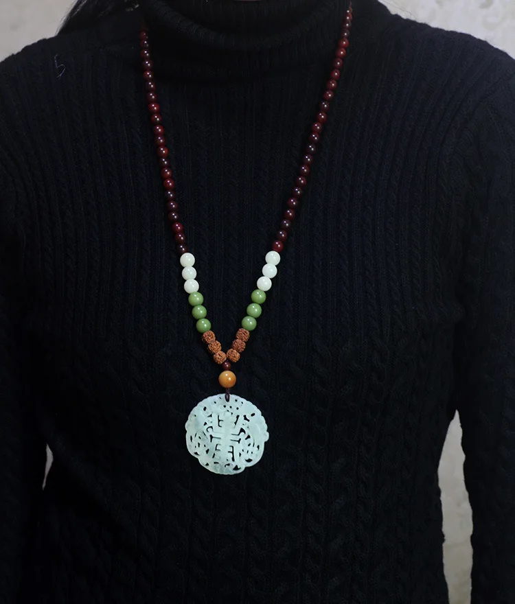 

Handmade Origional Natural Ebony Xiuyan Jade Plaque with Pipal Tree Seed Necklace Sweater Chain
