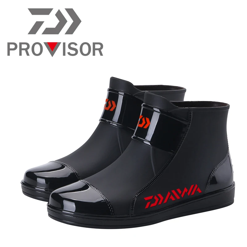 Daiwa Non-slip Outdoor Shoes Fishing New DAWA Warm Fishing Water Shoes Rain Boot Fish Flapping Shoes Size 40-44 Fish Shoes - Цвет: 1