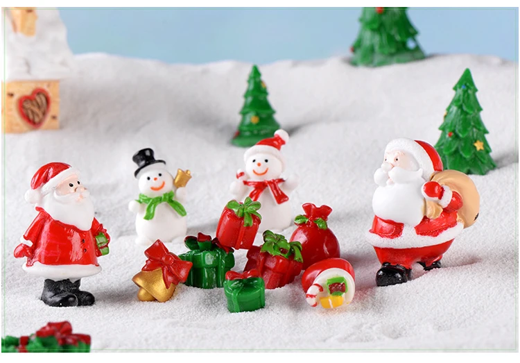 BAIUFOR Christmas Miniature Santa Claus Snowman Sled Reindeer Terrarium Figurines Fairy Garden Decor Snow Landscape Model