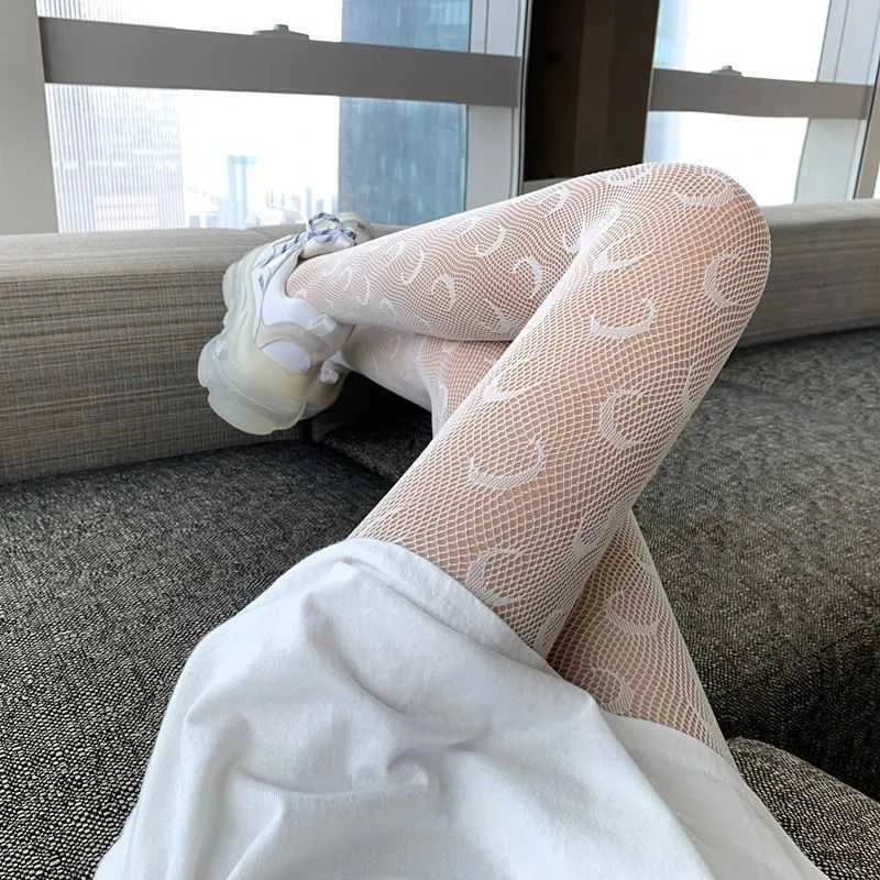 Sexy Women's Pantyhose Net Stockings Rose Hollow Fishing Net Bud Silk Stockings Black Silk Ins Hook Flower Retro Women's Tights fluffy socks womens