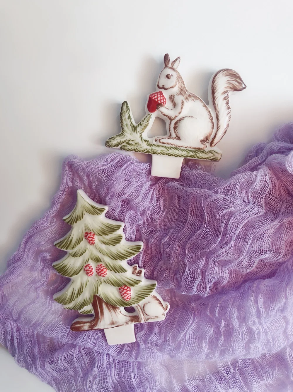 

Cartoon Ceramic Christmas Tree Kawaii Squirrel DIY Potted plant Decor Porcelain Craft Accessories New Year Gift For Child