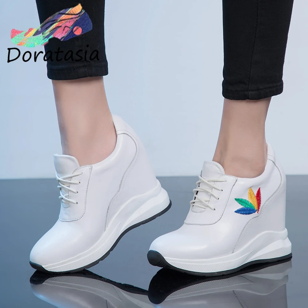 

DORATASIA Girl Cool Embroider Height Increasing Sneakers Spring New Genuine Leather Pumps Women lace-up Platform Shoes Woman