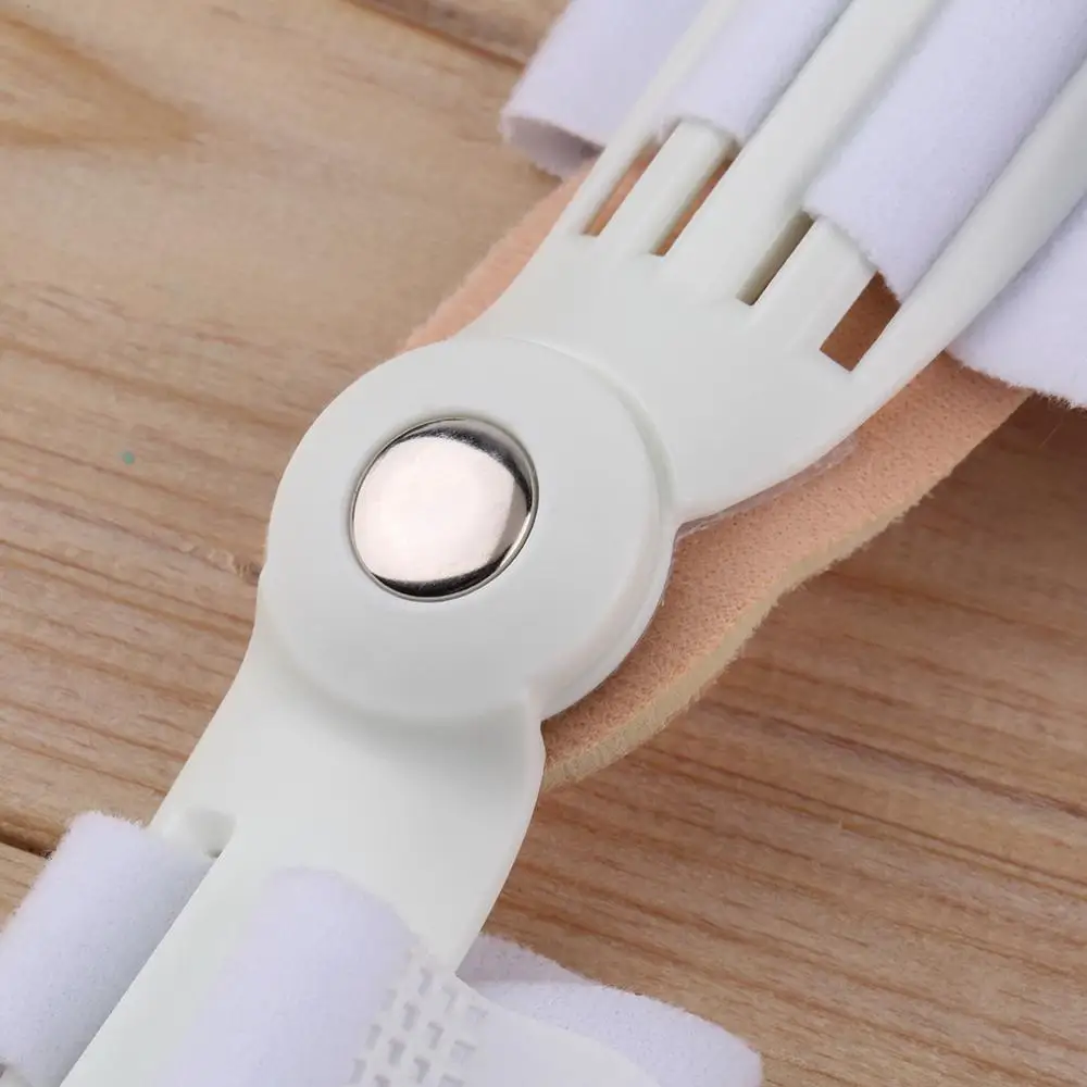 Splint Big Toe Straightener Corrector Foot Pain Relief Hallux Valgus Correction Orthopedic Supplies Pedicure Foot Care Massager Splint Big Toe Straightener Corrector Foot Pain Relief Hallux Valgus Correction Orthopedic Supplies Pedicure Foot Care Massager