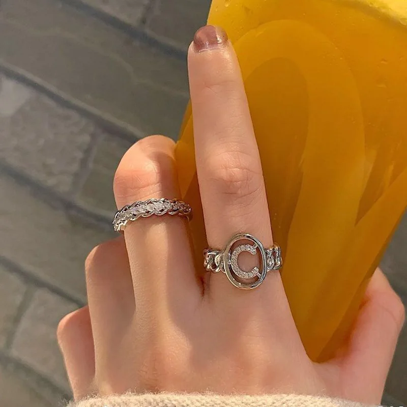 Панцирное панцирное кольцо с буквой C для женщин и девушек регулируемая яркость