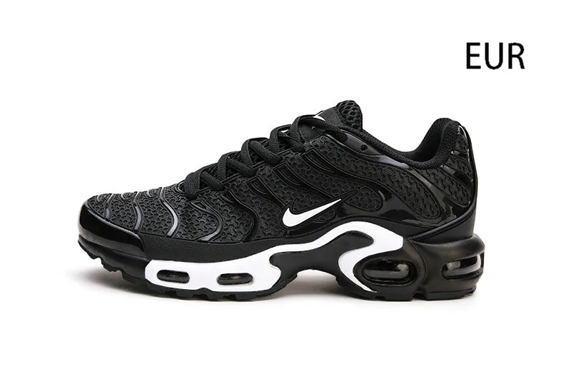 NIKE AIR MAX PLUS TN дышащая Спортивная обувь для мужчин на шнуровке на платформе из материала KPU для тенниса 40-45 - Цвет: Black and white