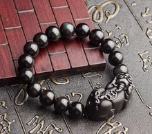 Nouvelle pierre Pixiu Pi yao rouge corde Bracelets porte-bonheur Pi xiu bracelet main élastique amulette bijoux 10mm