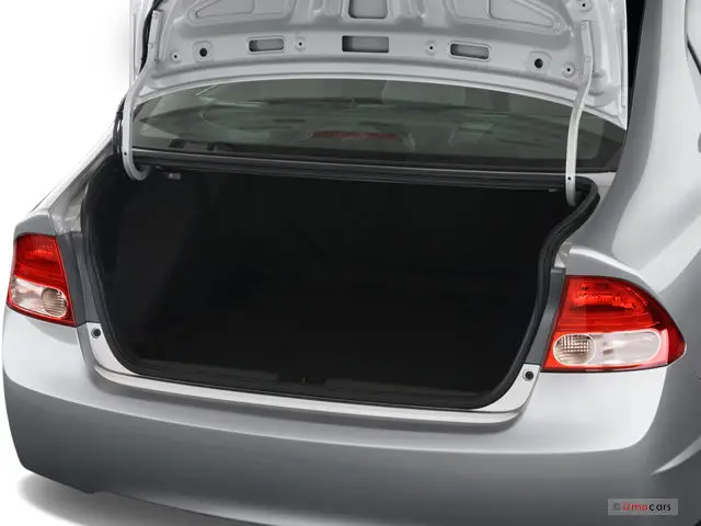 

Пружина для задних багажников Honda Civic MK8 2005-2010 седан