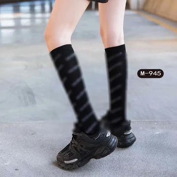 

2020 Women New Cotton Long Calf Socks Fashion Letter B C G Stylish Breathable Soft Casual Street Girl Female Cool Slim Calf Sox