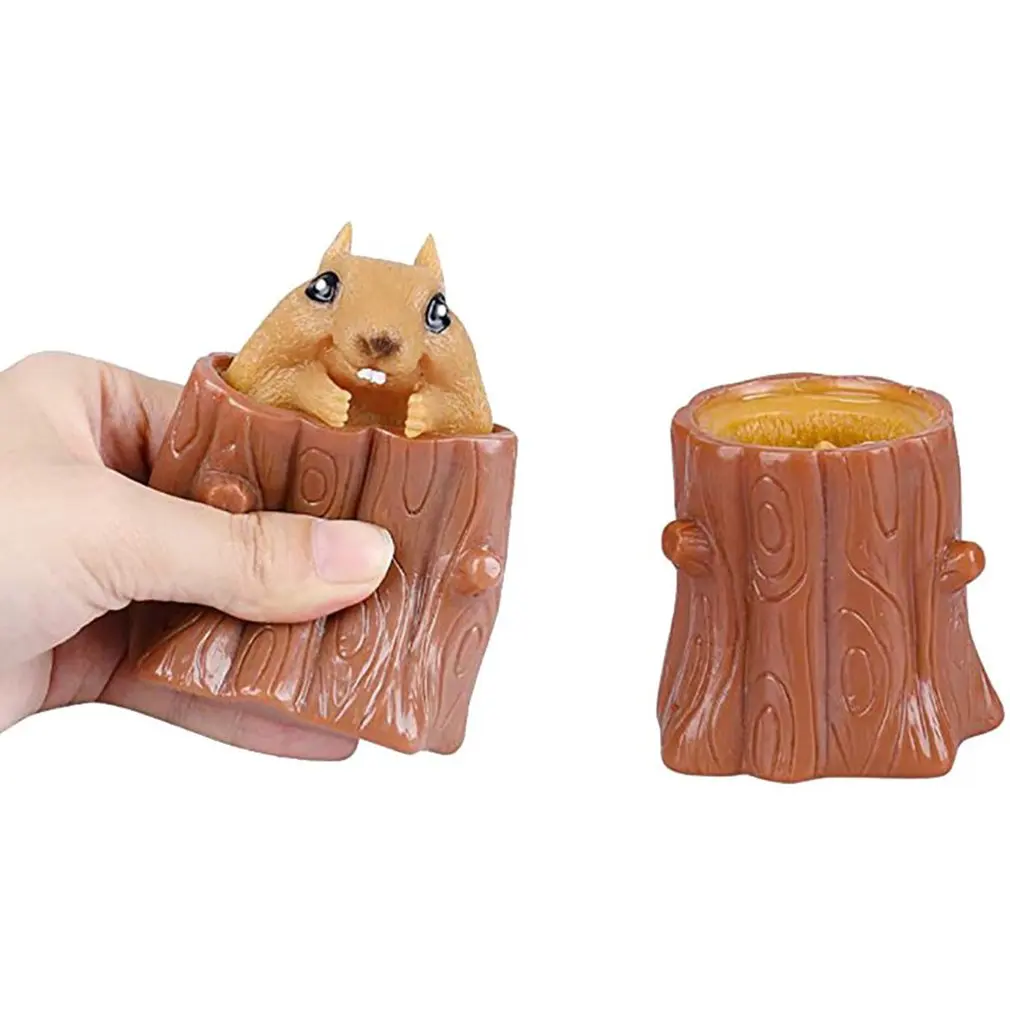 Squeeze Rubber Squirrel Cup Children's Toy Evil Decompression Tree Stump Oak Cute Miniature Telescopic Pen Holder Game Gift | Игрушки и