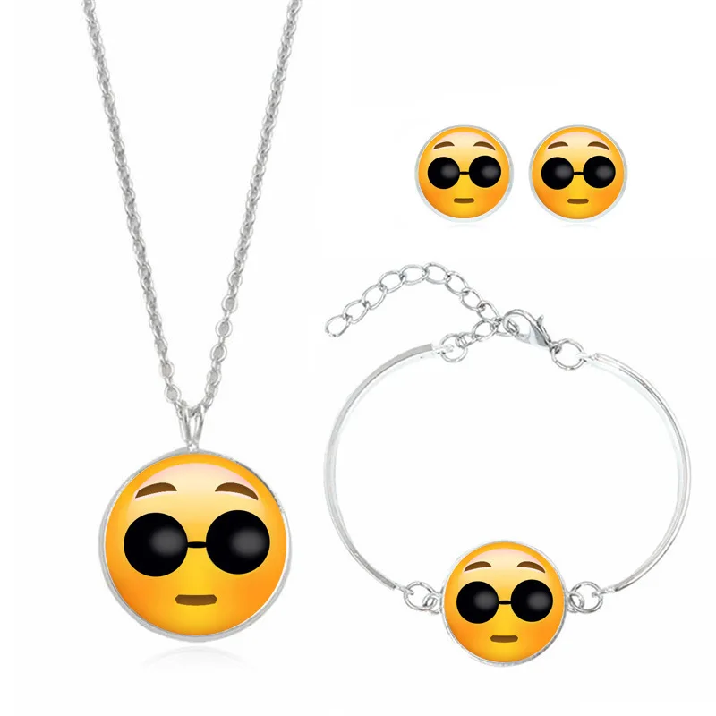 

Hot Sales Lovely Expression Time Stone Necklace Ear Stud Bracelets Ornament Set