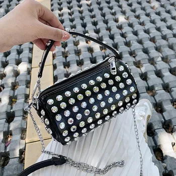 

2020 New Fashion Rivet Crossbody Bags For Women PU Leather Female Shoulder Bag Sac A Main Femme Designer Ladies Pillow Bag Bolso