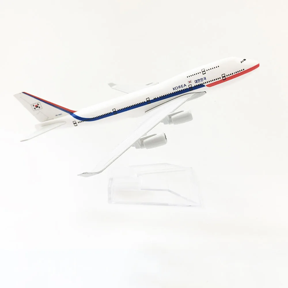 

Самолёт в масштабе 1/400, Боинг 747, Корея, 16 см, модель самолета из сплава B747, подарок для детей, украшение для коллекции стола