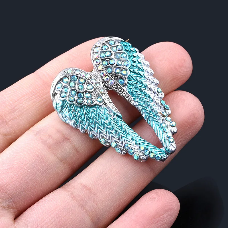 Crystal angel wings brooch