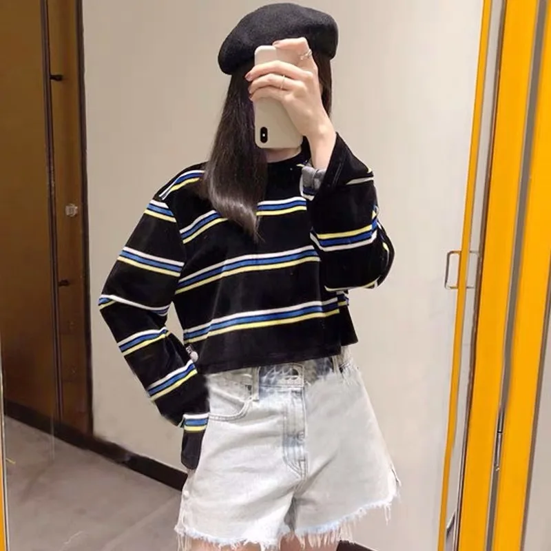 

Autumn 2019 New Cross Stripe Short Long Sleeve T-shirt for Women with Loose Personality O-Neck Striped Black Women Shirts